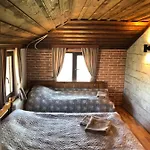 Къща за гости александрова 1 Златоград