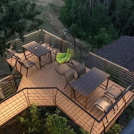 александрова 1 3*