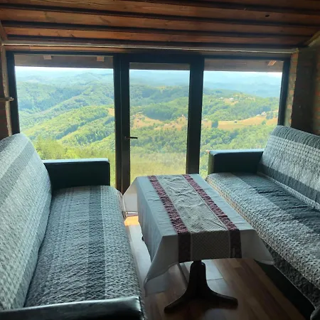 александрова 1 3*