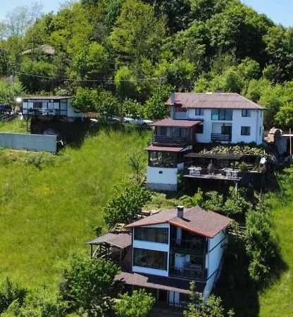 александрова 1 3* Zlatograd