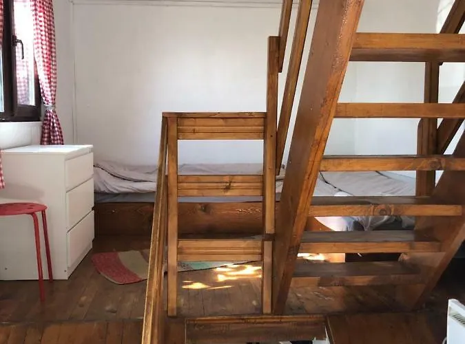 Pensjonat александрова 1 Złatograd